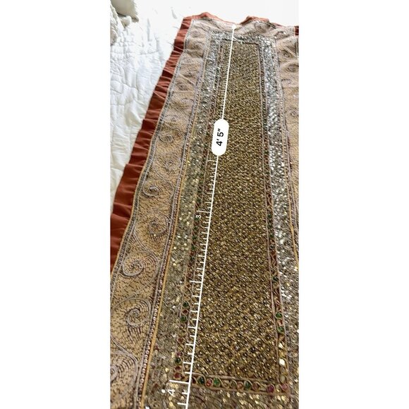 Vtg Handmade Heavily Embellished Beaded Sequin Embroidered Table Runner Read - Picture 11 of 16
